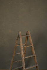 12100 Olive Green Low Text L