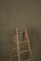 12102 Olive Green Mid Text L