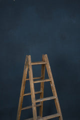 12139 Blue Distrssed Text L