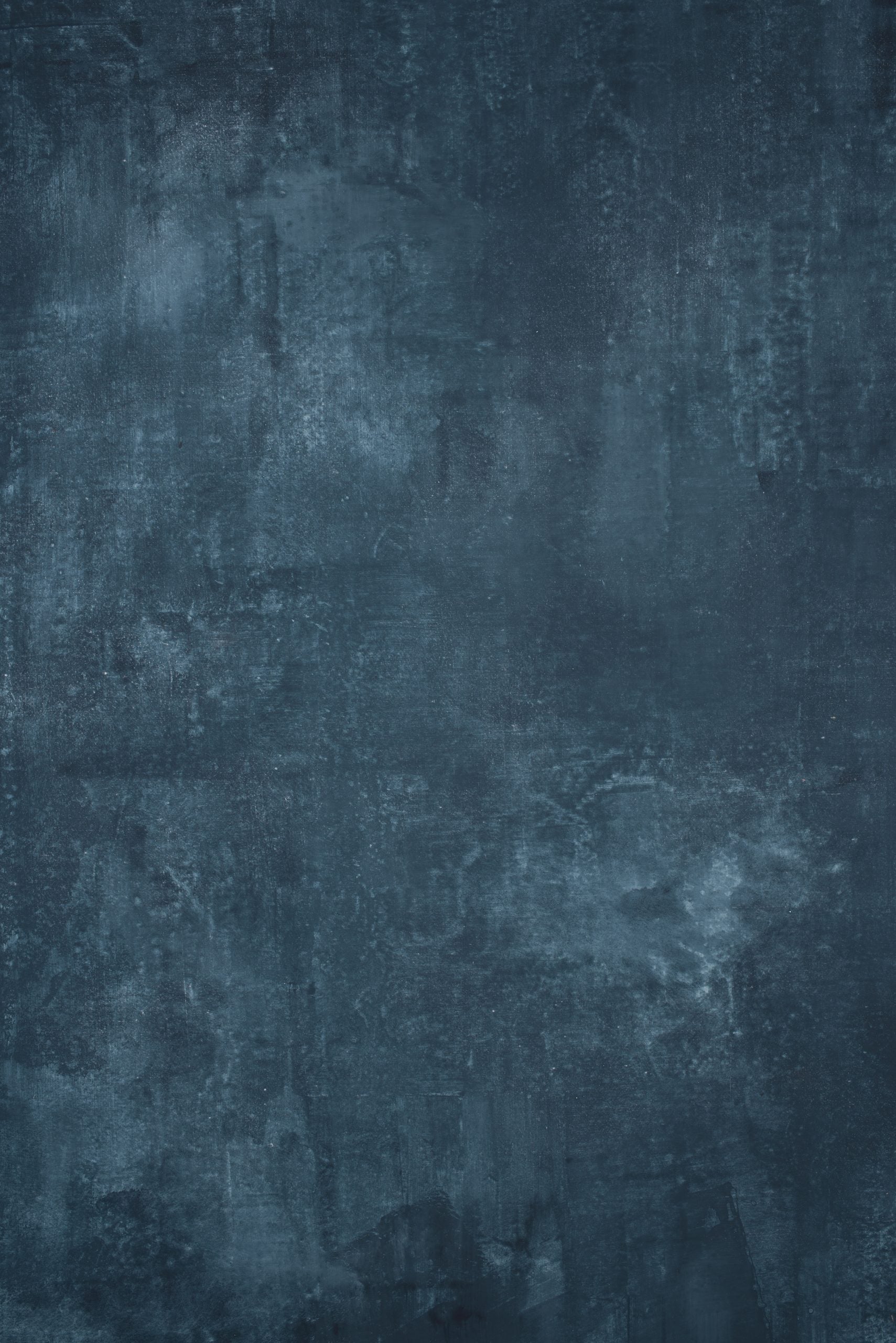 12140 Blue Distressed Text L