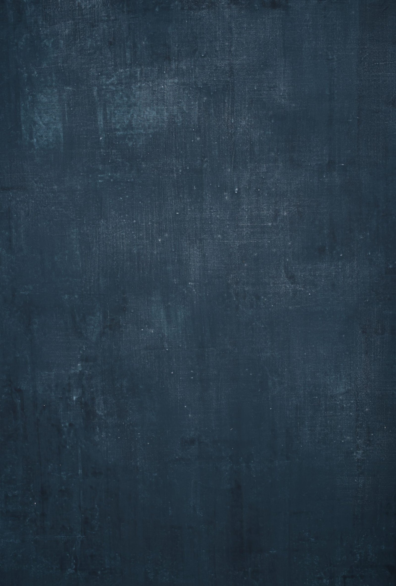 12142 Blue Distressed Text L