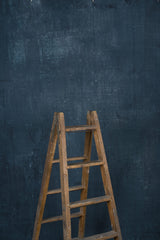 12142 Blue Distressed Text L
