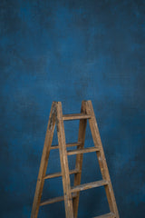 12143 Blue Distressed Text L