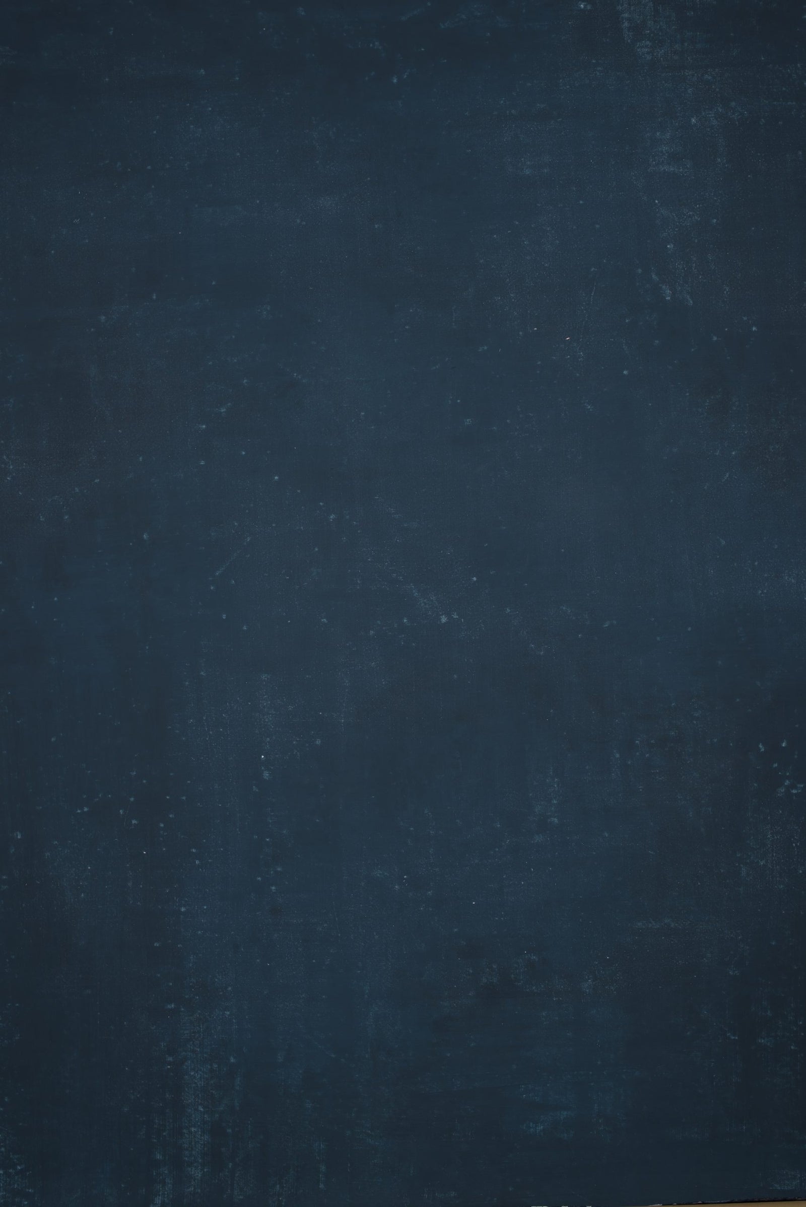 12144 Blue Distressed Text L