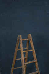 12144 Blue Distressed Text L