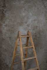 Cold Grey Brown Backdrop Strong Text M 12170