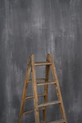 12172 Grey Strong Text M