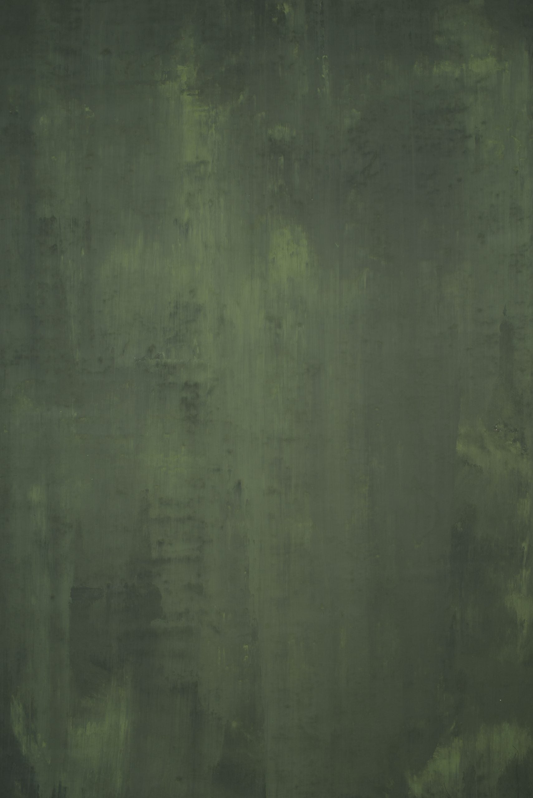 12196 Green Strong Text M