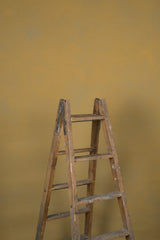 12206 Ochre Low Text M