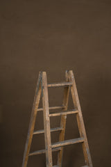 12235 Brown Low Text ST