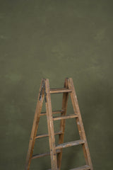 12246 Green Mid Text ST