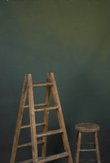 1235 Blue Green Mid Text L+
