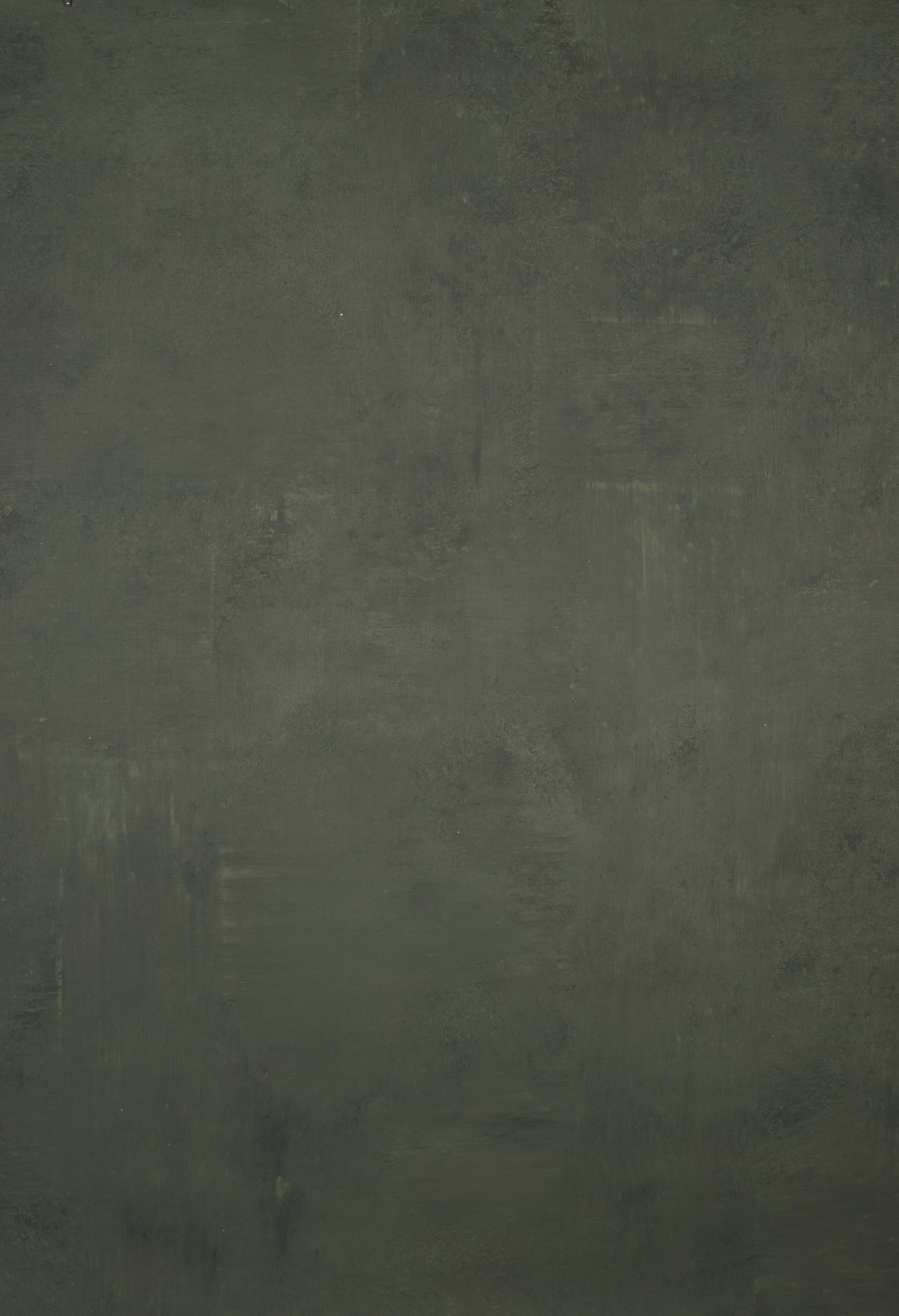 1246 Green Distressed Text L+