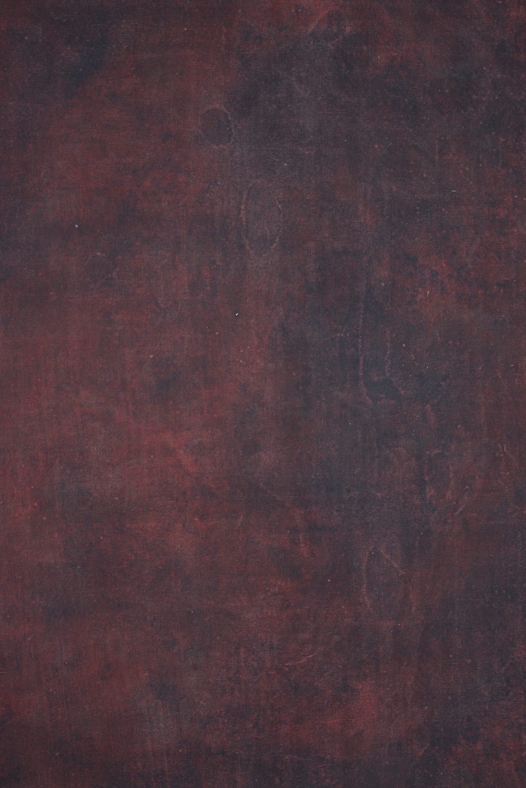 12463 Red Distressed Text M