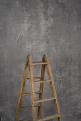 12484 Grey Strong Text ST