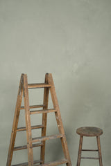 1249 Green Grey Low Text L+