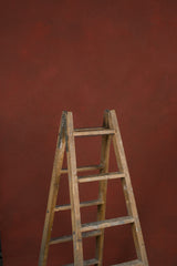 12530 Red Mid Text ST