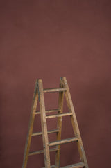 12533 Red Distressed Text ST