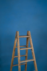 Blue Backdrop Distressed Text ST 12536