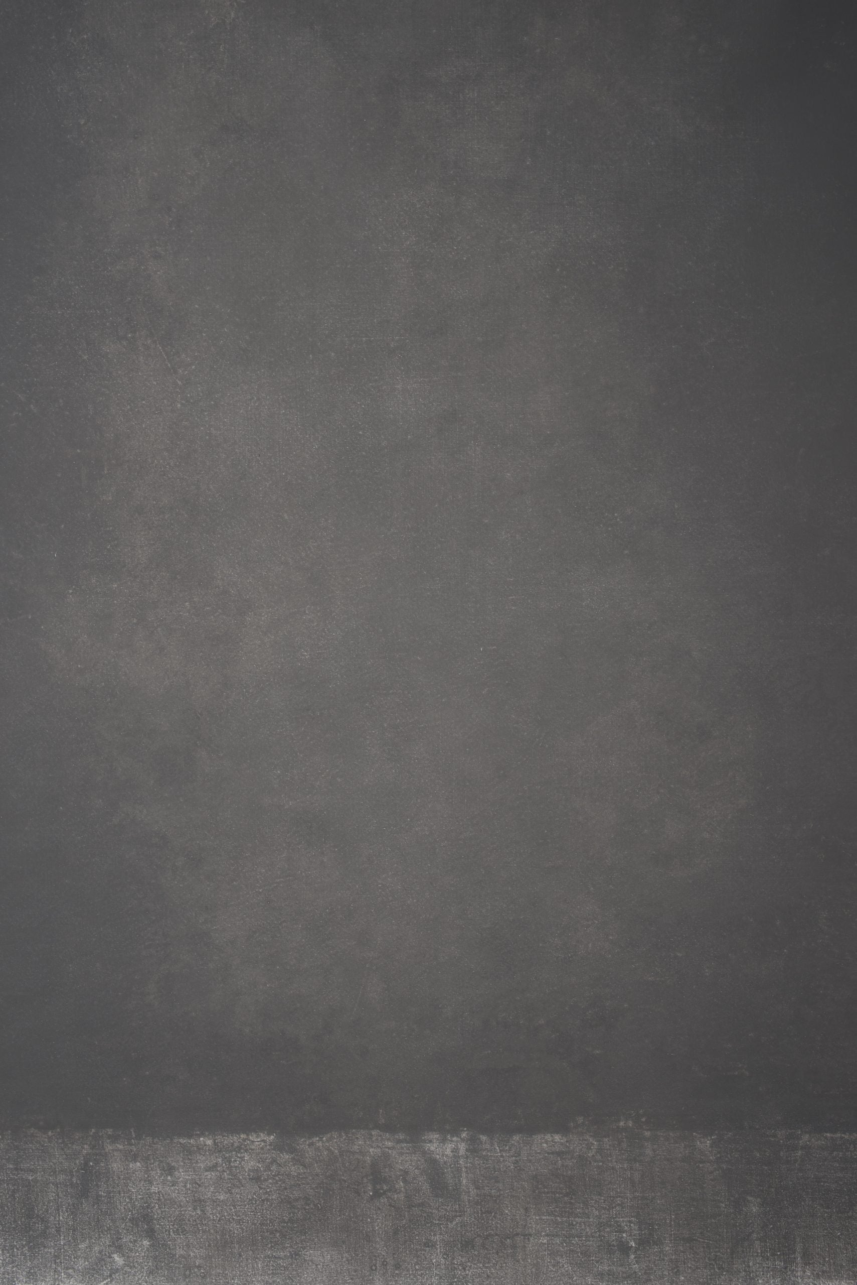 12582 Grey Distressed Text L