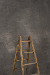 12586 Warm Grey Distressed Text L