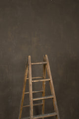 12591 Warm Grey Distressed Text L