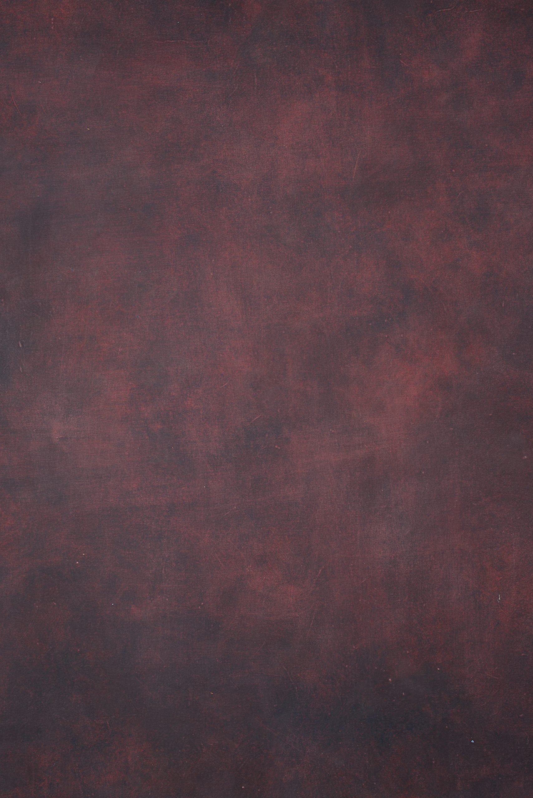 12607 Red Distressed Text L
