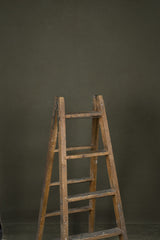 12660 Green Distressed Text ST