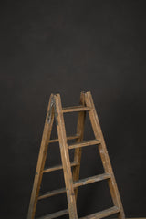 12703 Grey Distressed Text L