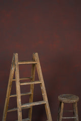 1272 Red Low Text L+