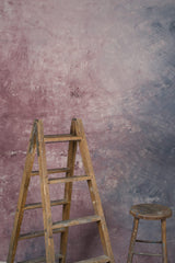 1274 Red Blue Strong Text L+