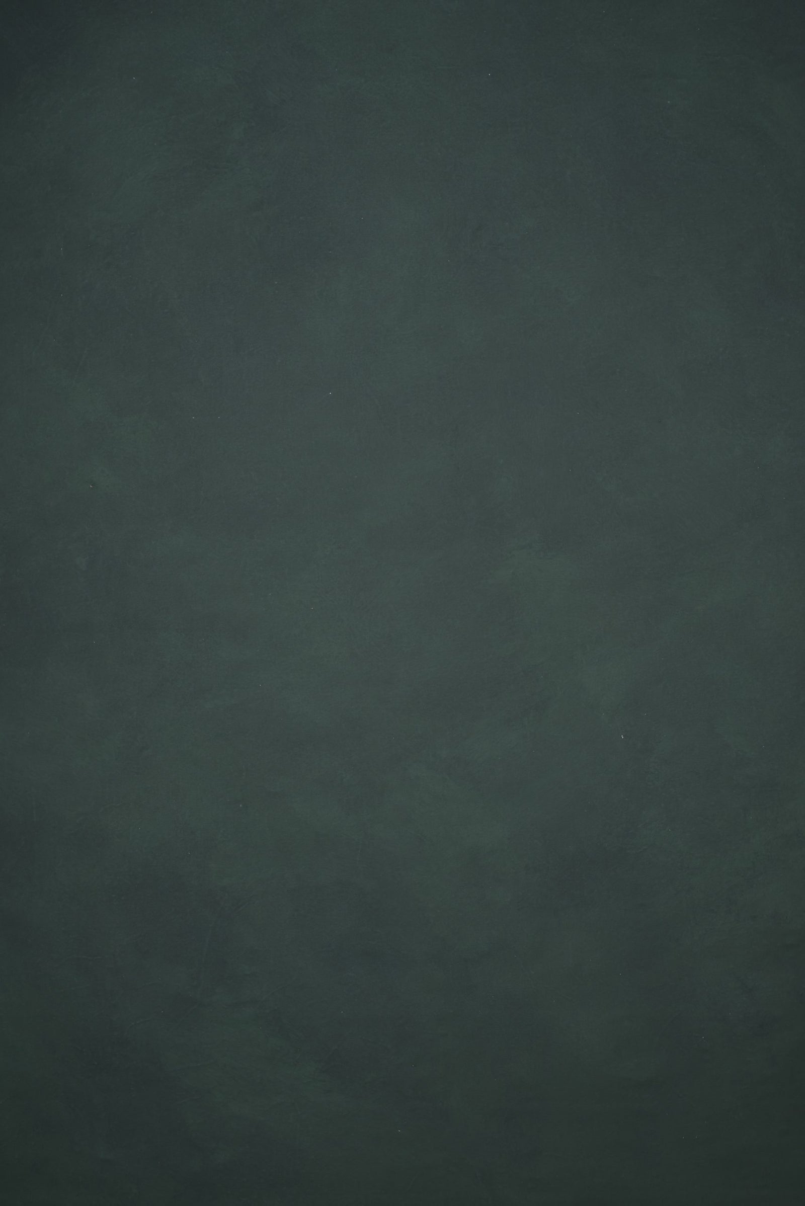 12779 Green Distressed Text L