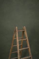 12781 Green Distressed Text L