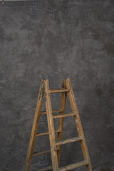 12863 Grey Strong Text M