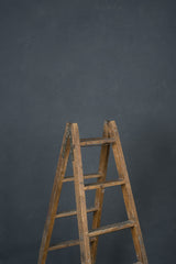 12870 Cold Grey Distressed text M