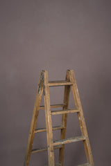 12875 Violet Distressed Text M