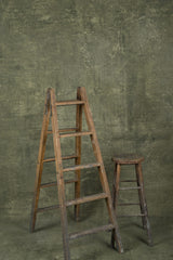 1292 Green Distressed Text XL