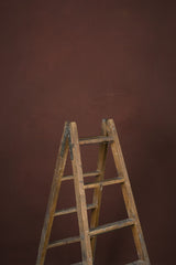 12921 Red Distressed Text M