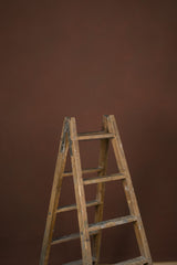 12922 Red Distressed Text M