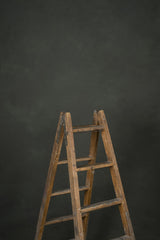 13009 Green Distressed Text ST