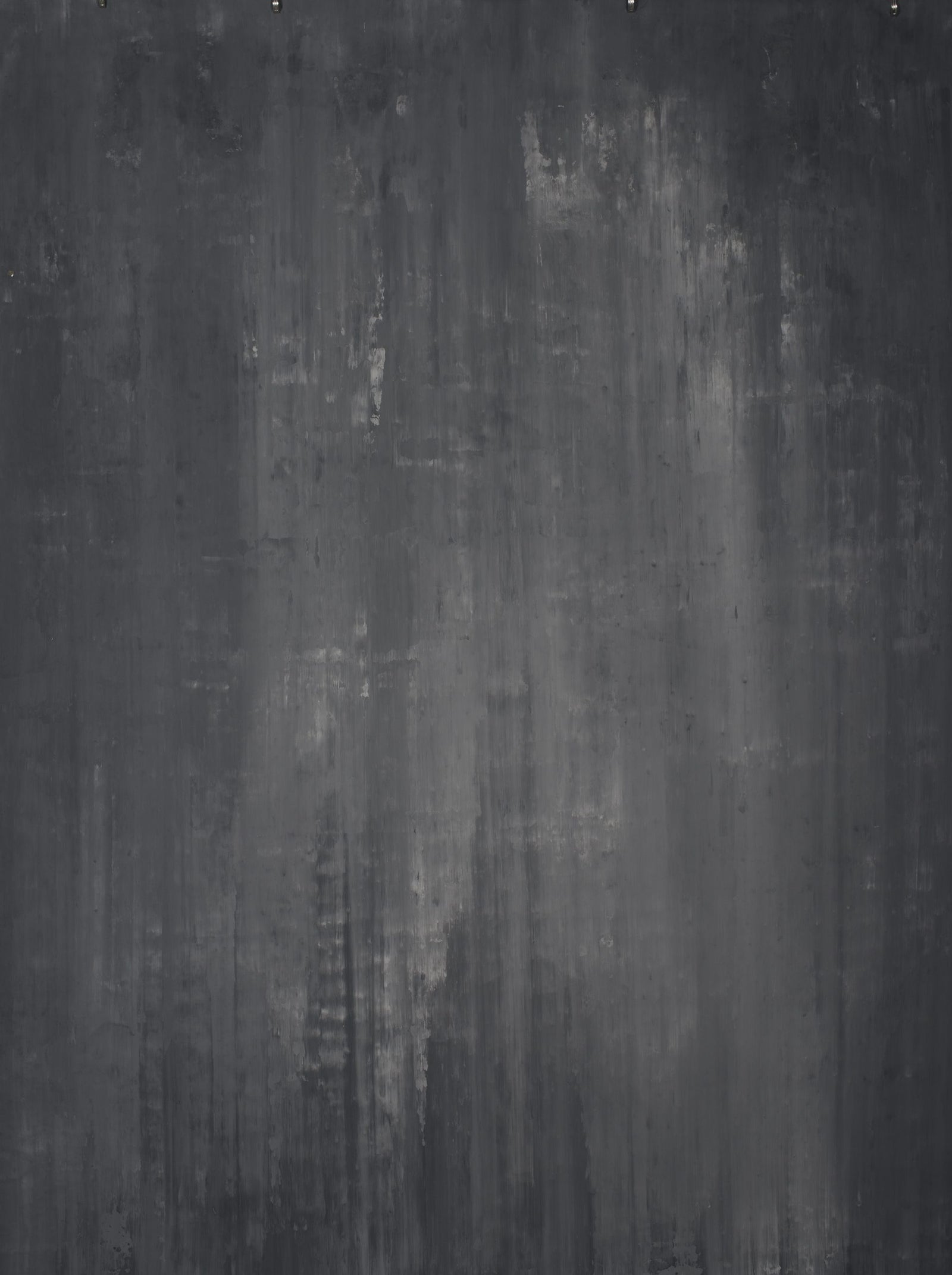 1307 Dark Grey Strong Text L+