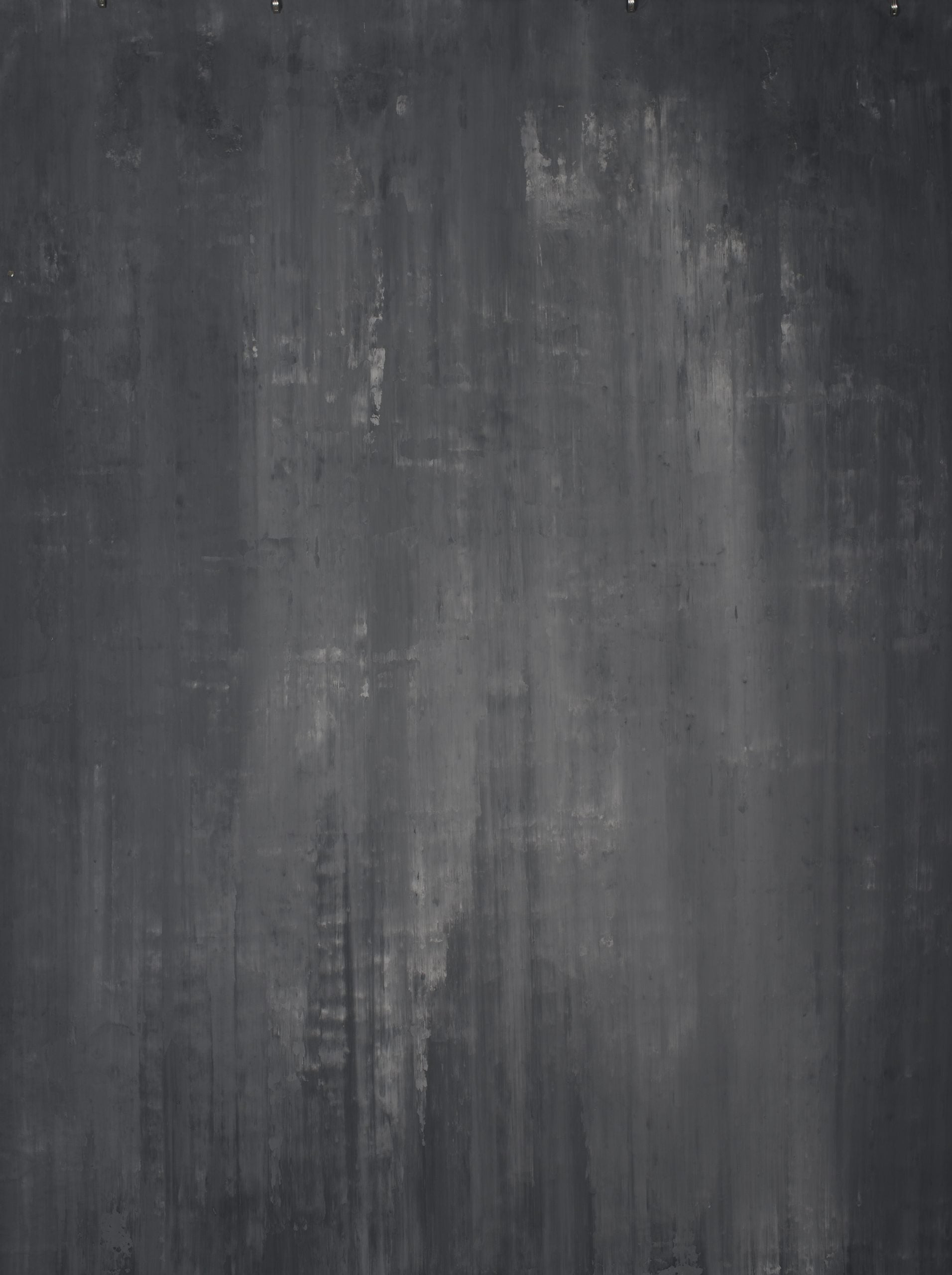 1307 Dark Grey Strong Text L+