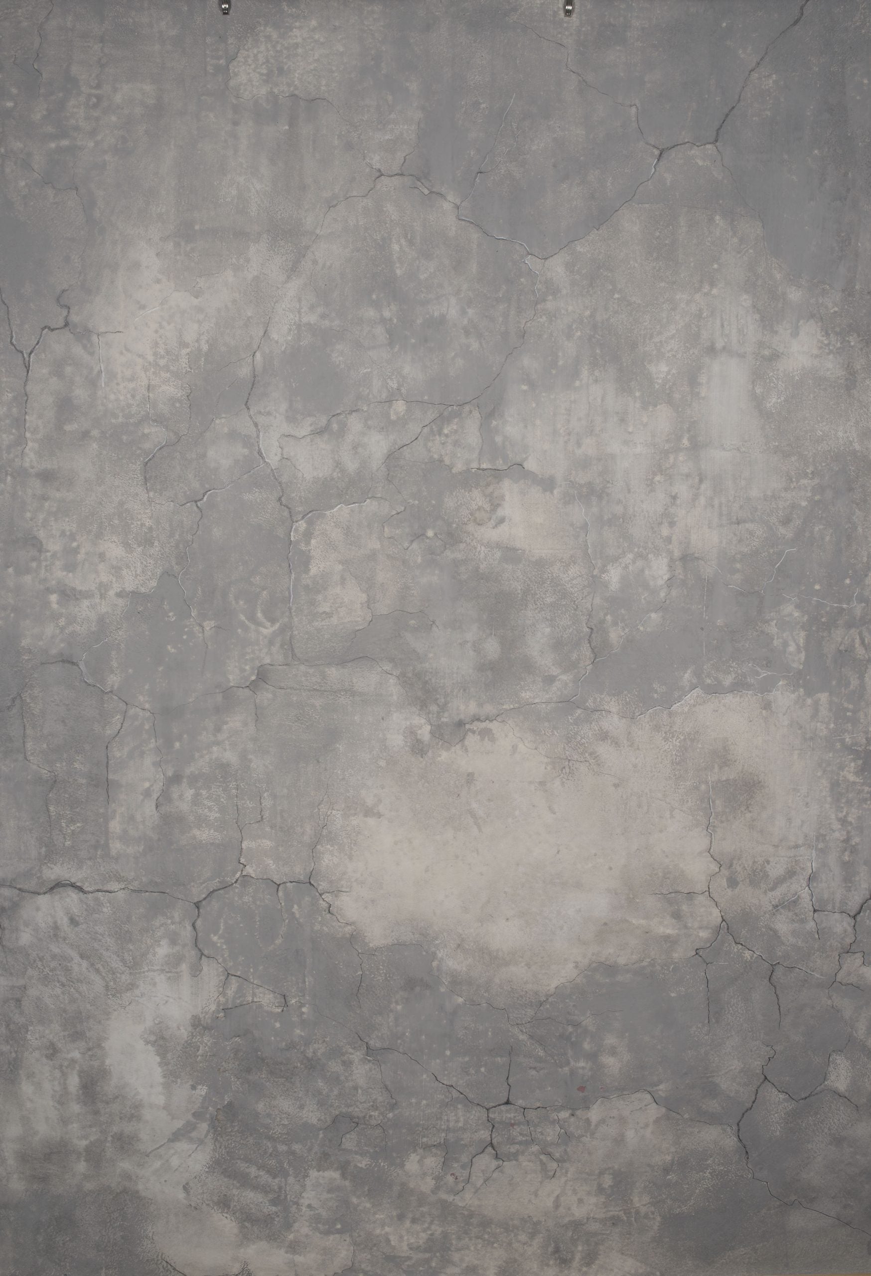 13108 Grey Strong Text L