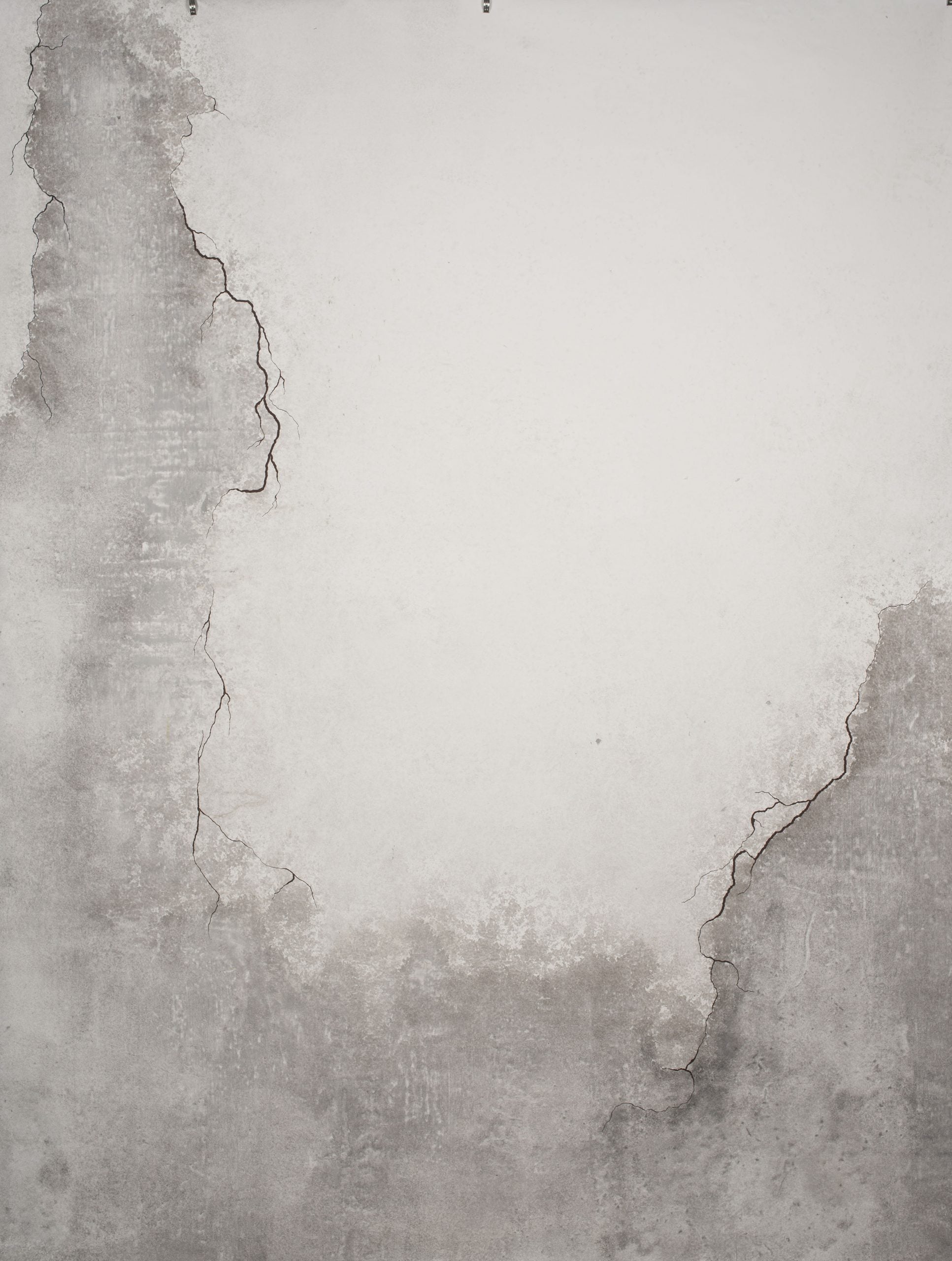 13114 Grey Strong Text L