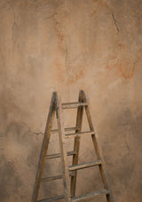 13148 Ochre Strong Text L