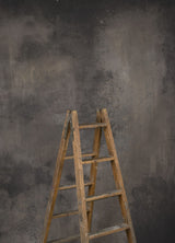 13782 Grey Strong Text L