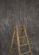 13785 Grey Strong Text L