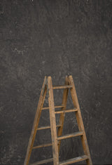 13786 Grey Strong Text L