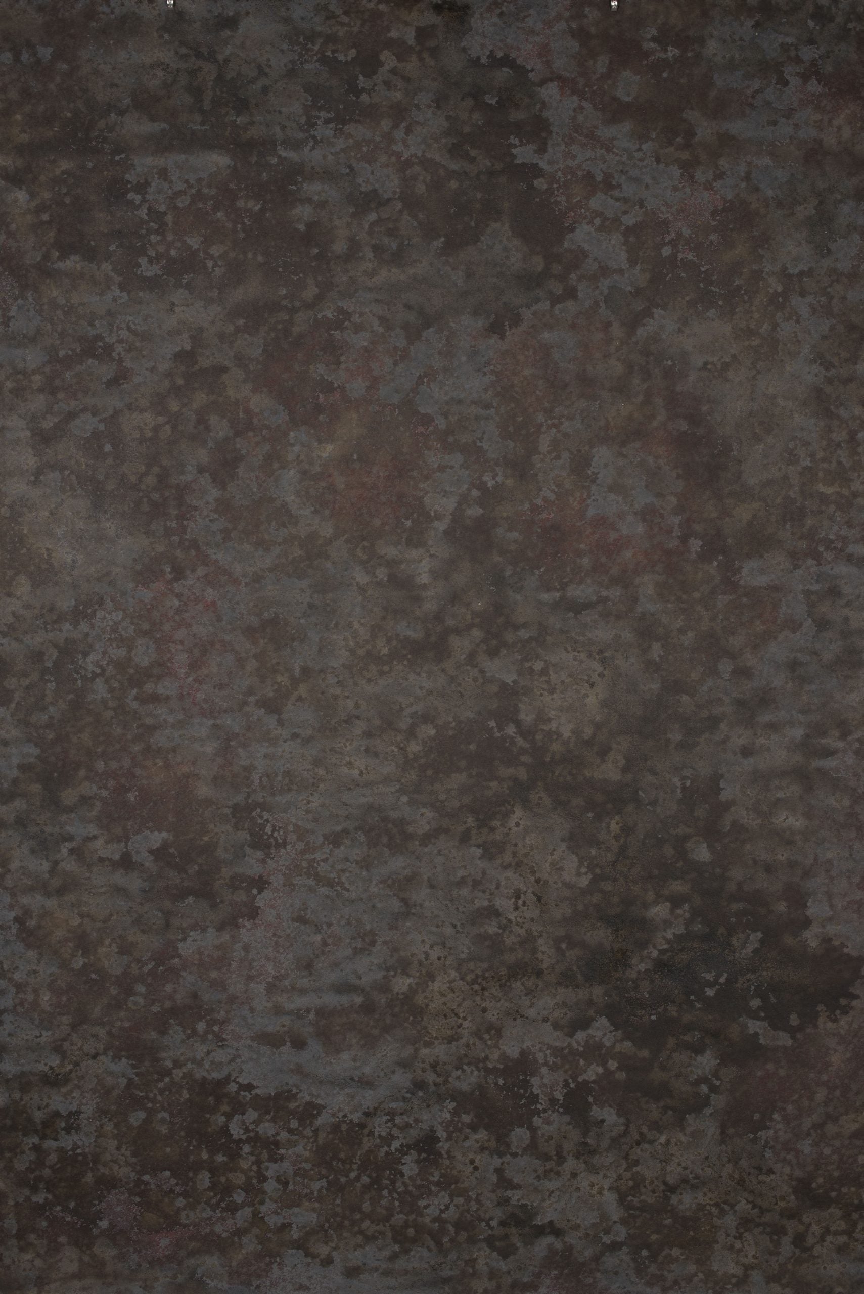 13828 Cold Grey Red Strong Text L