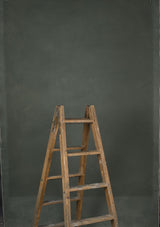 13933 Green Distressed Text ST
